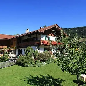 Mit Bergblick In Inzell